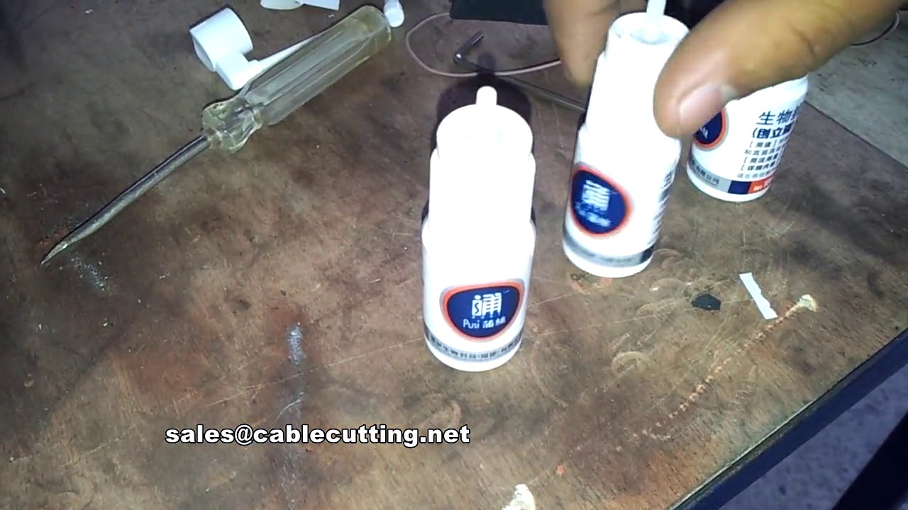 Kiểm tra máy dán nhãn chai AL-50D với nhãn trong suốt và máy in mã số
