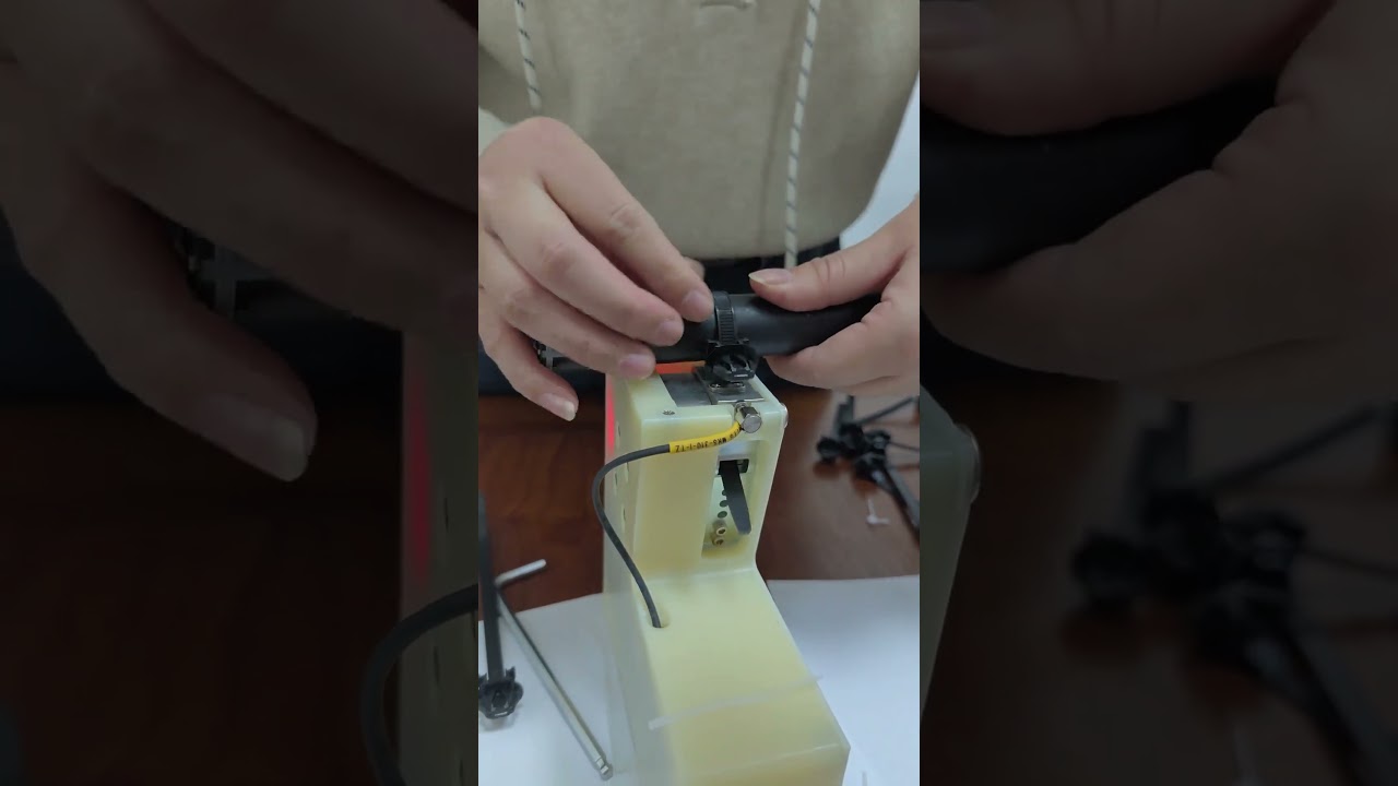 Mô-đun buộc cáp đa năng nhỏ gọn Dễ dàng thích ứng với bảng lắp ráp bó dây trong nhà máy của bạn