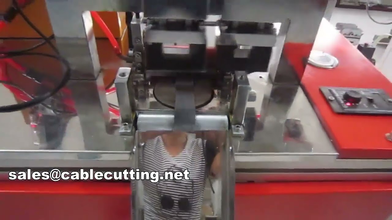 Máy đục lỗ và cắt băng keo siêu âm WPM-UL — đục và cắt băng keo trong một bước