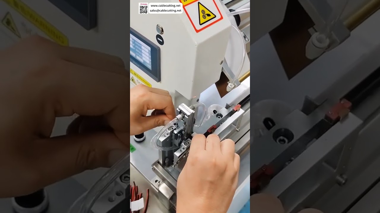 Máy dán nhãn gấp dây kinh tế  Truyền động vít vòng kín cho công cụ gắn thẻ chính xác