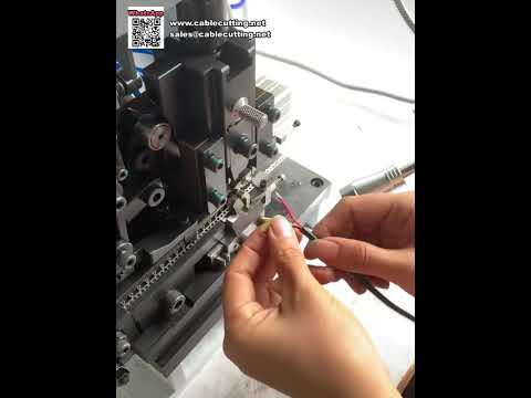 Máy tuốt vỏ và bấm đầu cốt dây đơn tự động xử lý chính xác từng cáp riêng lẻ