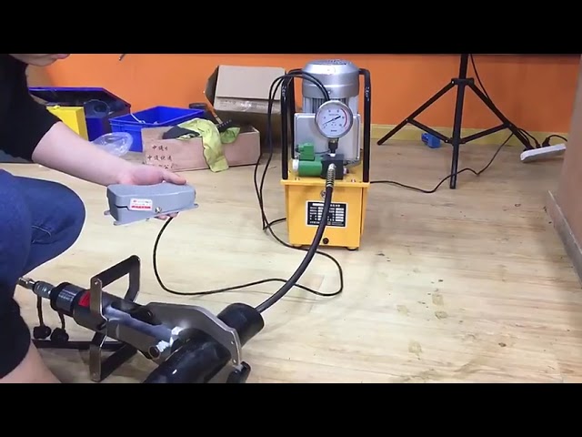 Máy Bơm Thủy Lực Điện Từ 700A - Điều Khiển Bằng Chân, 380V, 7L - Hiệu Suất Cao Cho Công Nghiệp